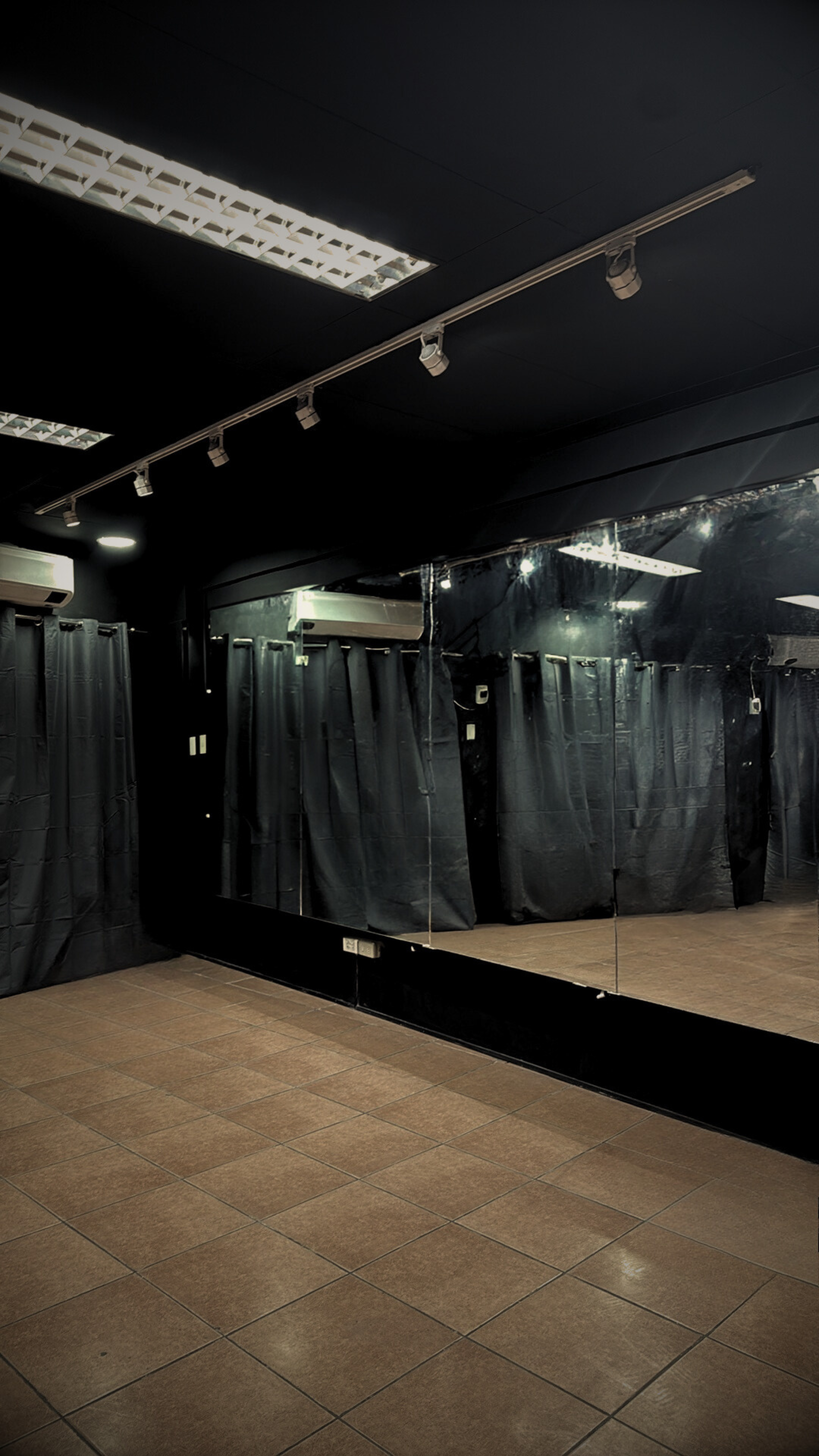 STUDIO RENTAL